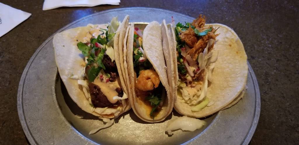 Caliente | restaurant | 8791 N Lake Blvd, Kings Beach, CA 96143, USA | 5305461000 OR +1 530-546-1000