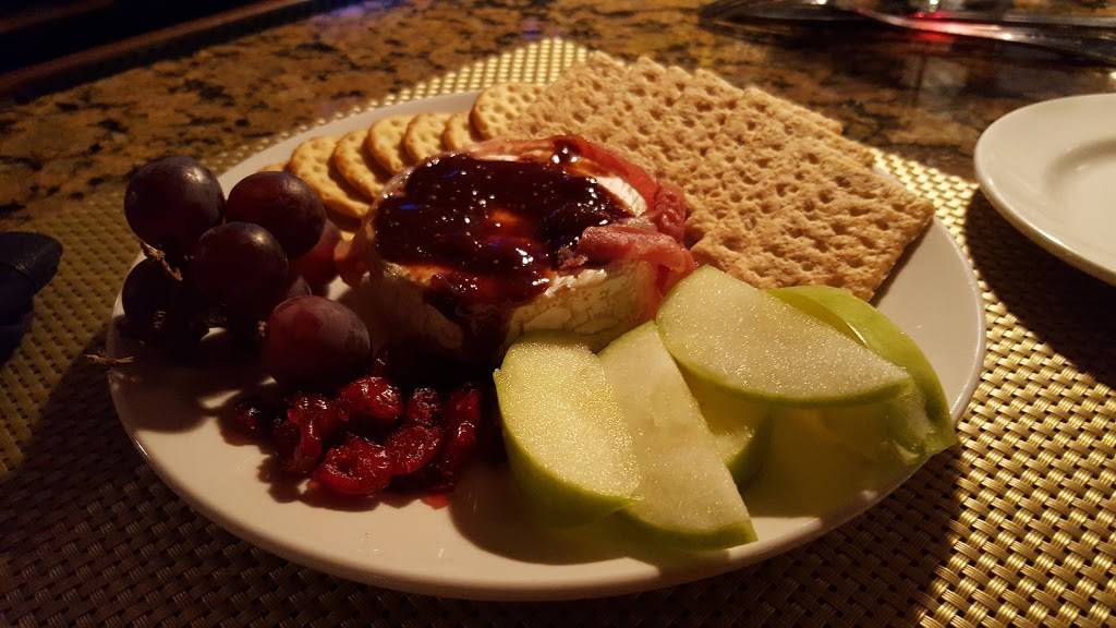 Bistro 70 | restaurant | 70 N St Clair St, Painesville, OH 44077, USA | 4403527070 OR +1 440-352-7070