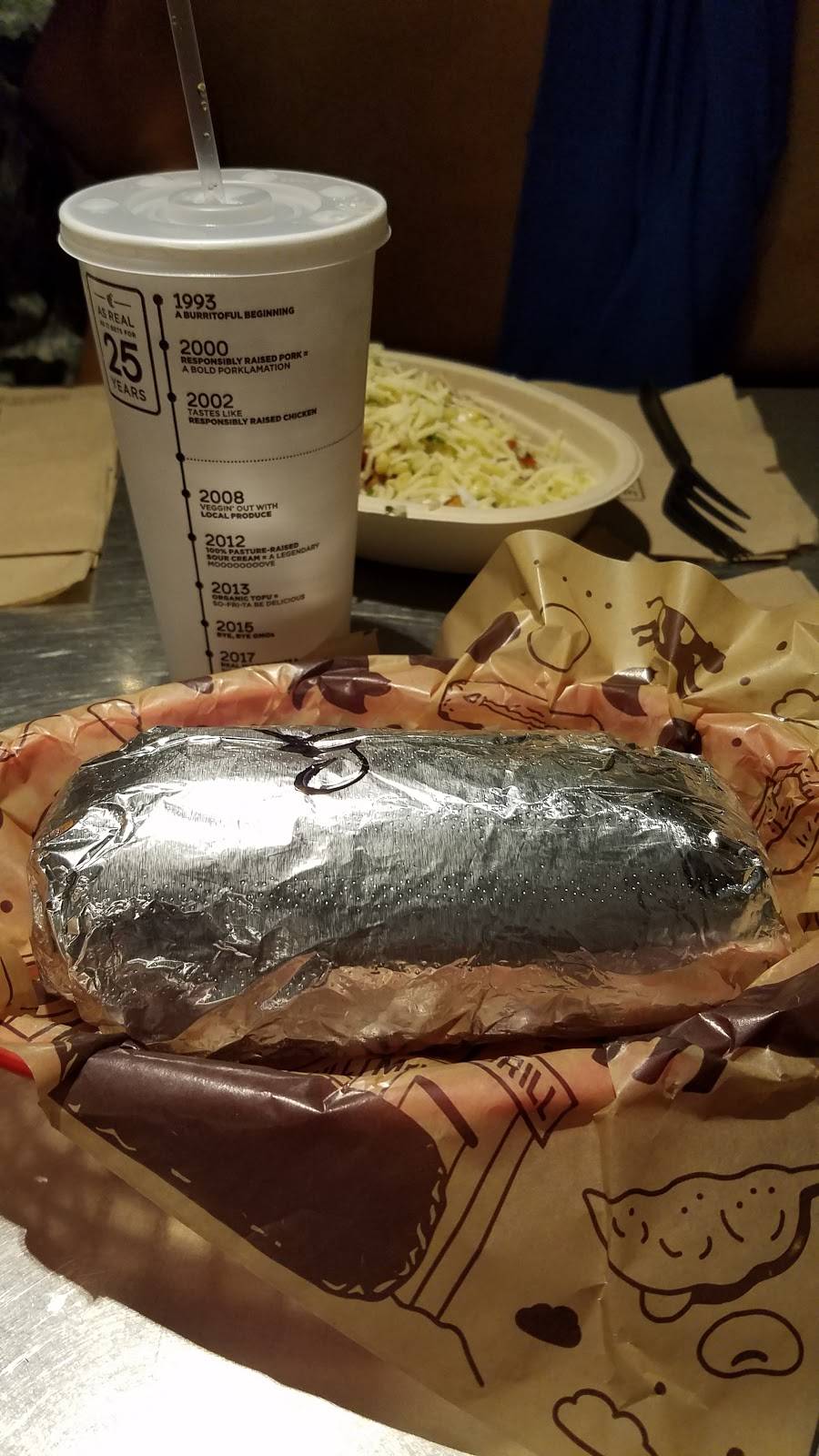 Chipotle Mexican Grill | restaurant | 186 E Easton St Ste A, Rialto, CA 92376, USA | 9098797807 OR +1 909-879-7807