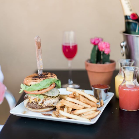 MAXs Wine Dive | restaurant | 214 Fairview St Ste 2, Houston, TX 77006, USA | 7135289200 OR +1 713-528-9200