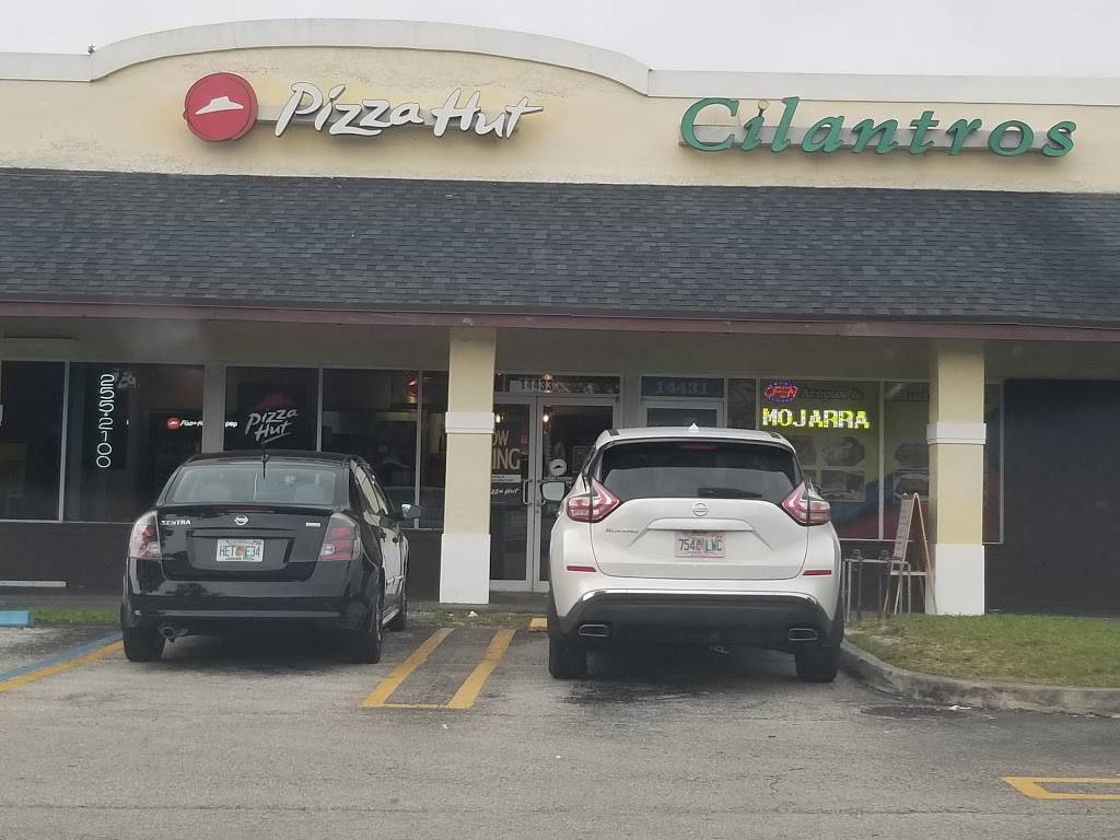 Arepas Y Mucho Mas | restaurant | 14431 Country Walk Dr, Miami, FL 33186, USA | 3052532133 OR +1 305-253-2133