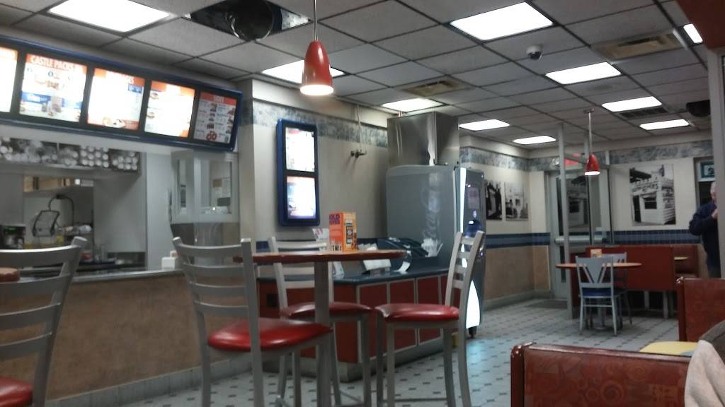 White Castle | restaurant | 3135 W 13 Mile Rd, Royal Oak, MI 48073, USA | 2485494361 OR +1 248-549-4361