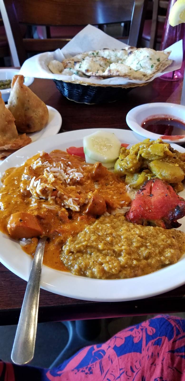 Haveli Indian Grill | restaurant | 3300 Buena Vista Rd Suite D4, Bakersfield, CA 93311, USA | 6614731136 OR +1 661-473-1136