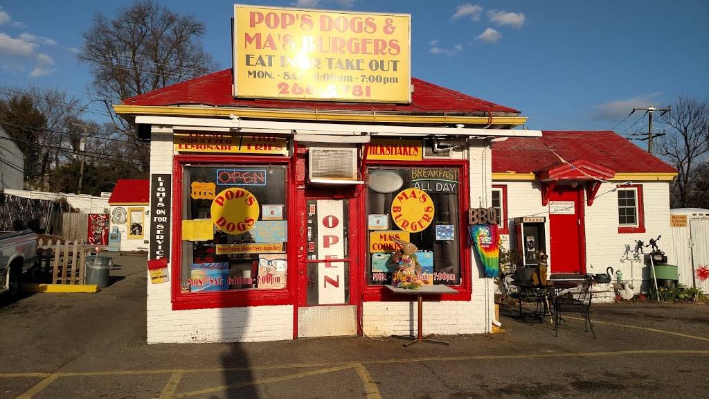 Pops Dogs & Mas Burgers | restaurant | 7301 Brook Rd, Richmond, VA 23227, USA | 8042665781 OR +1 804-266-5781