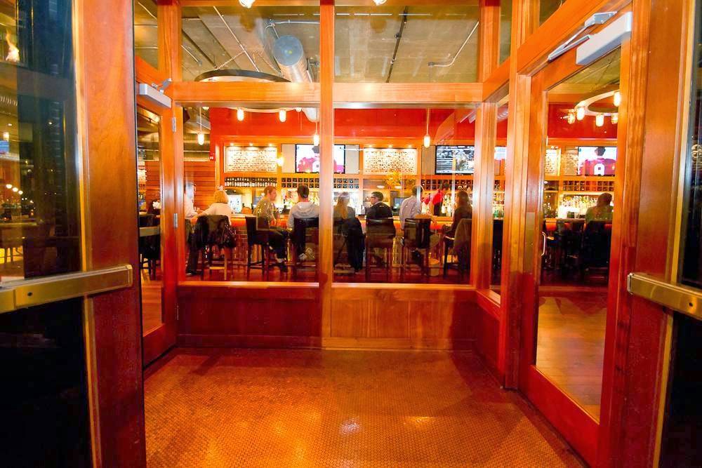 Bond Street Social | restaurant | 901 S Bond St, Baltimore, MD 21231, USA | 4434496234 OR +1 443-449-6234