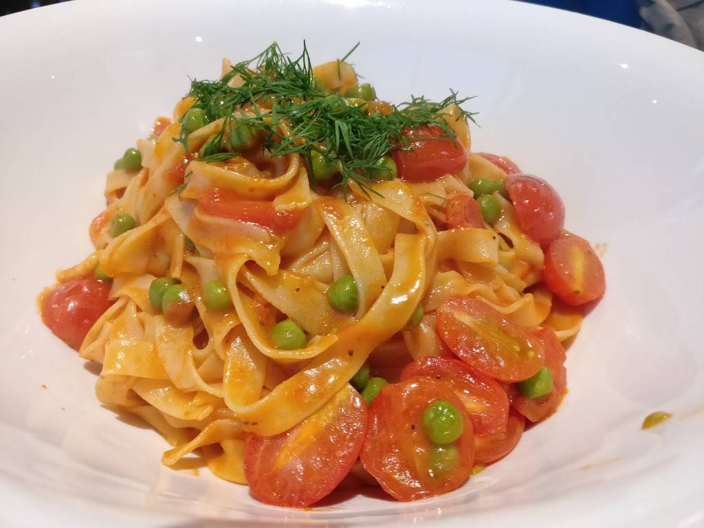 Levetto | restaurant | 15975 Bayview Ave #5, Aurora, ON L4G 0S3, Canada | 6474781011 OR +1 647-478-1011