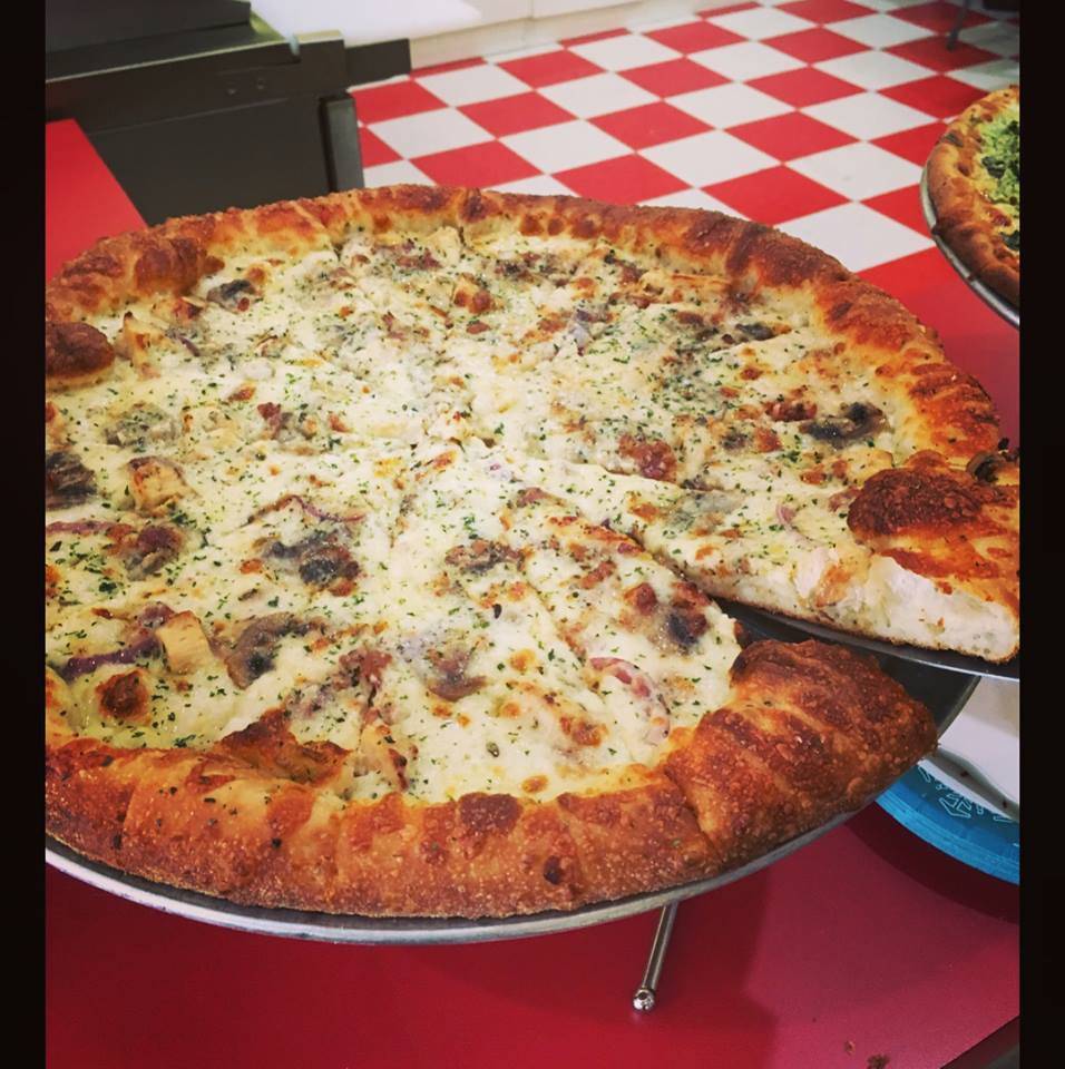 Marinis Pizza | restaurant | 7998, 12820 Walden Rd #5, Montgomery, TX 77356, USA | 9365825556 OR +1 936-582-5556