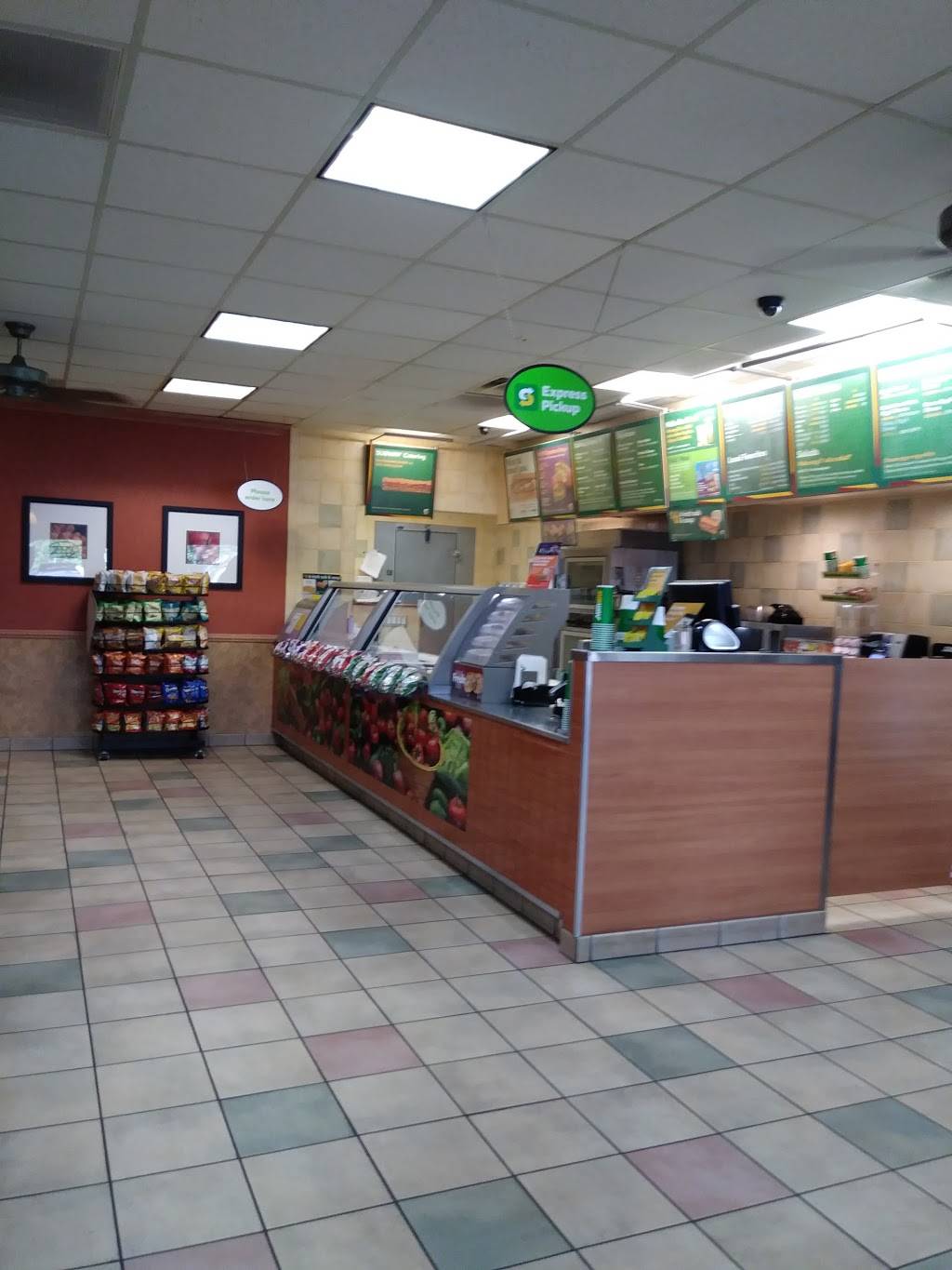 Subway Restaurants | restaurant | Valhalla Village, 1480 Jamacha Road Suite 201, El Cajon, CA 92019, USA | 6196314633 OR +1 619-631-4633