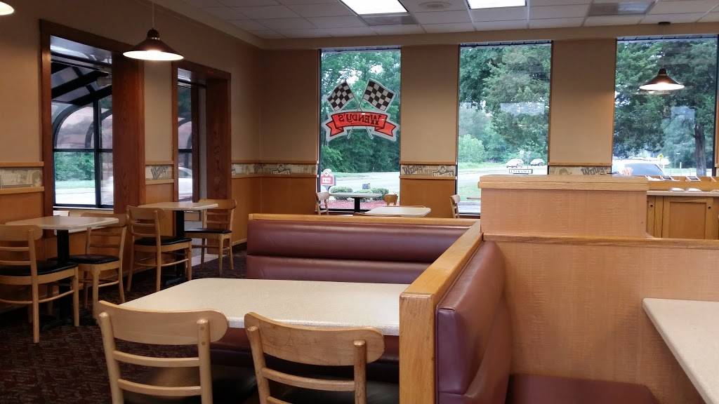 Wendys | restaurant | 2200 E Laburnum Ave, Richmond, VA 23222, USA | 8043217421 OR +1 804-321-7421