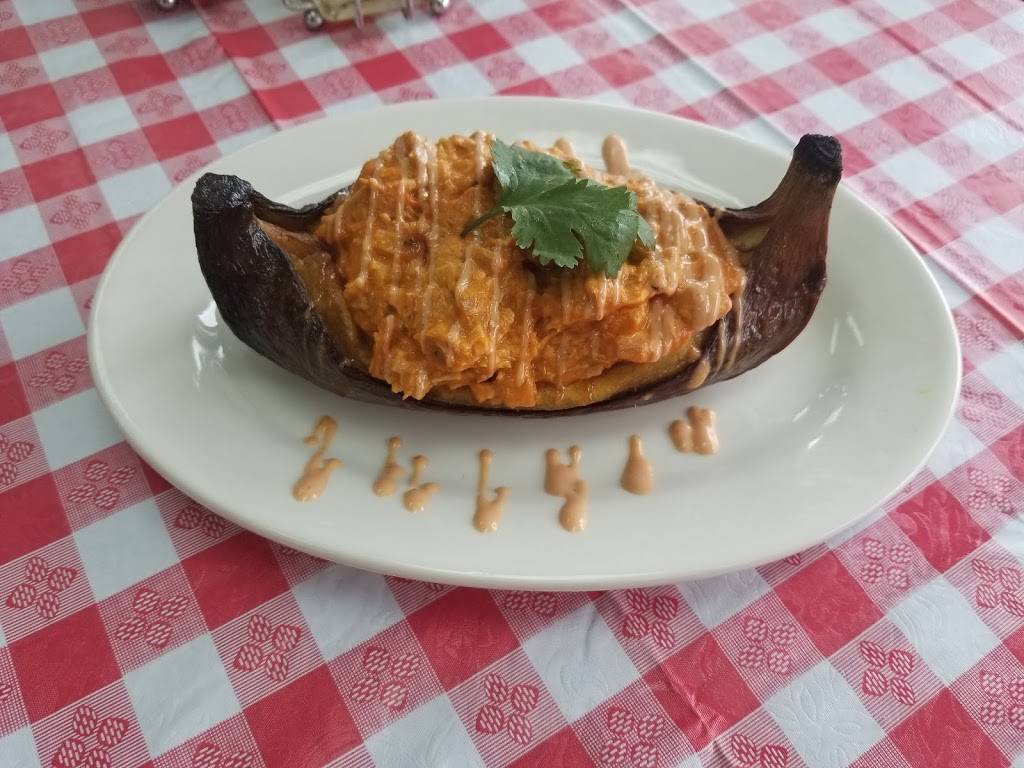 Mamá victoria restaurat | restaurant | 5 Monroe St, Garfield, NJ 07026, USA | 9732726422 OR +1 973-272-6422