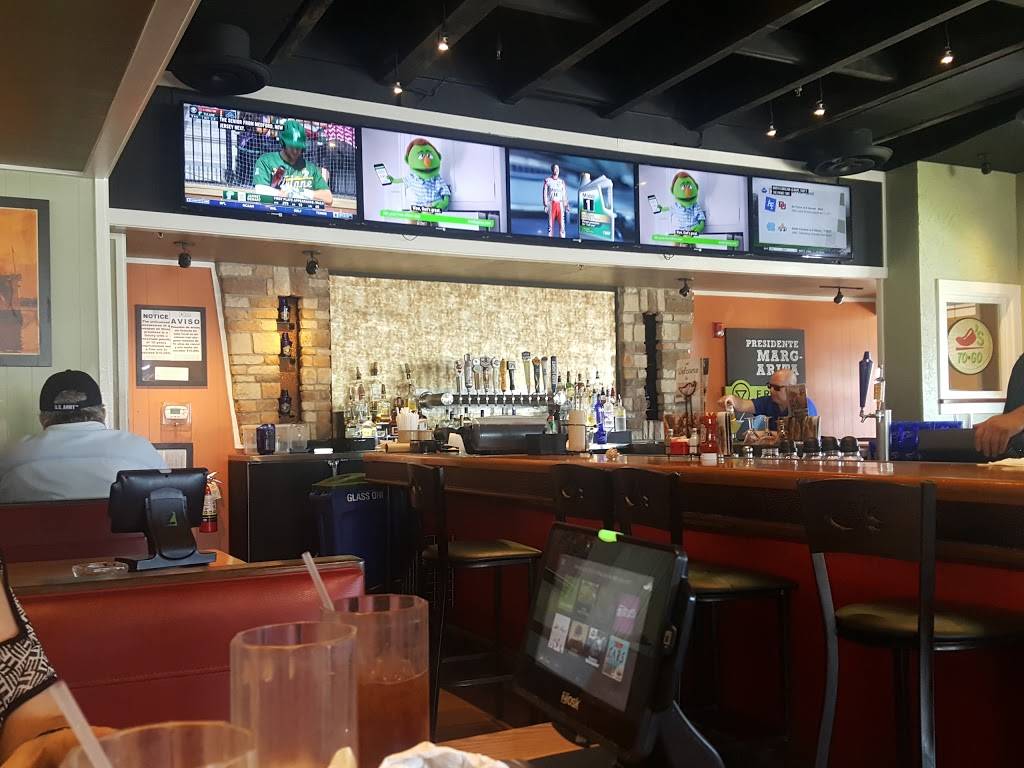 Chilis Grill & Bar | meal takeaway | 5841 Hwy 6 N, Houston, TX 77084, USA | 2818555805 OR +1 281-855-5805