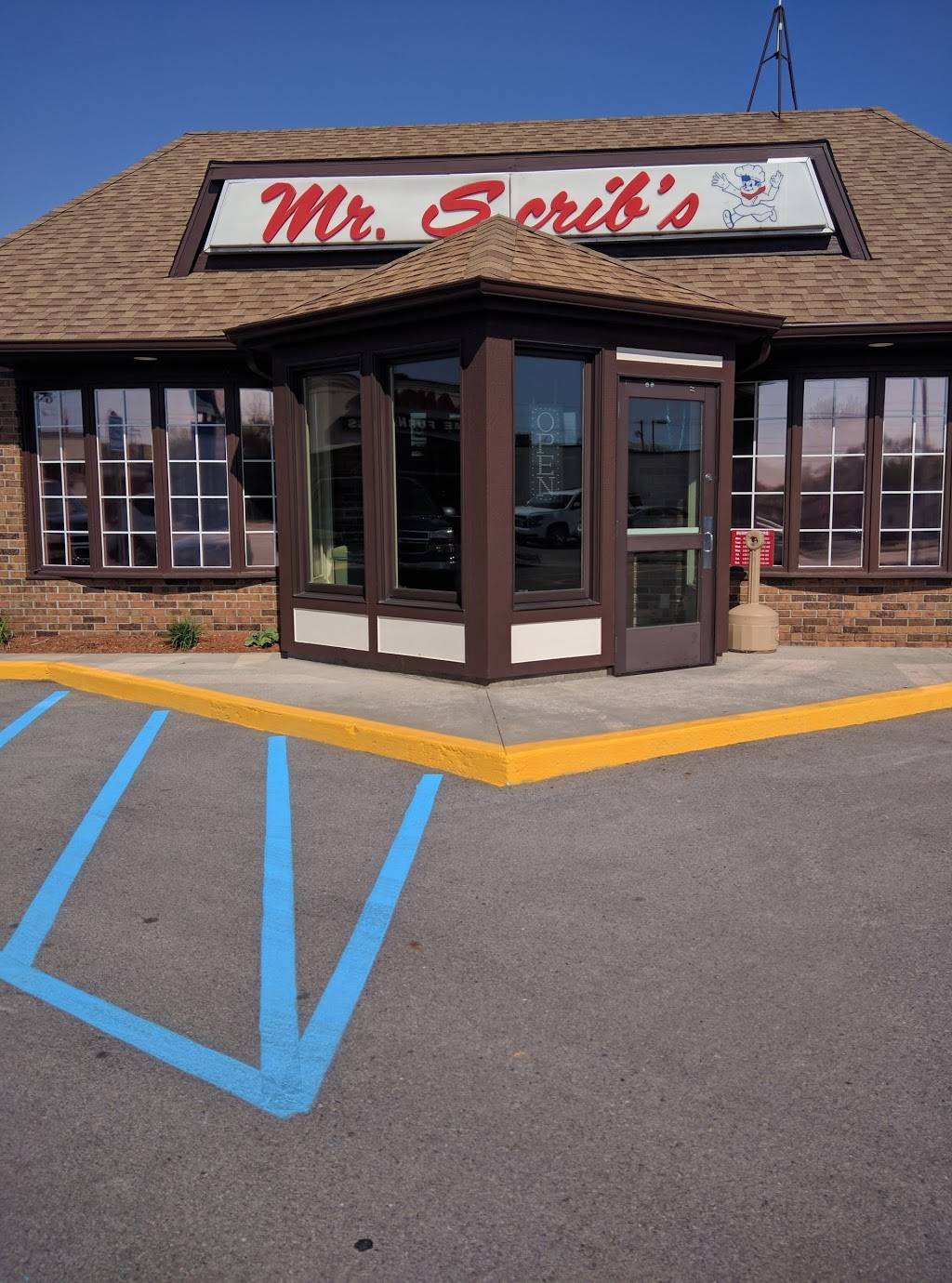 Mr. Scribs Pizza | restaurant | 3044 Henry St, Norton Shores, MI 49441, USA | 2317331857 OR +1 231-733-1857