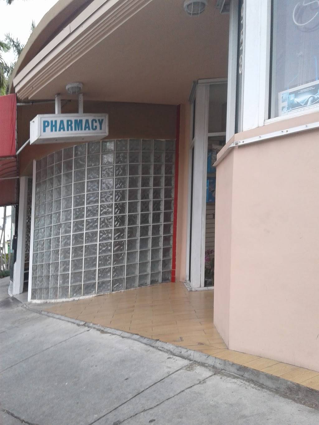 Yeungs Chinese Restaurant | restaurant | 954 W 41st St, Miami, FL 33140, USA | 3055313383 OR +1 305-531-3383