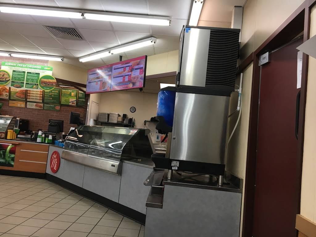 Subway Restaurants | restaurant | 4129 Sportsman Club Rd, Jacksonville, FL 32219, USA | 9047839460 OR +1 904-783-9460