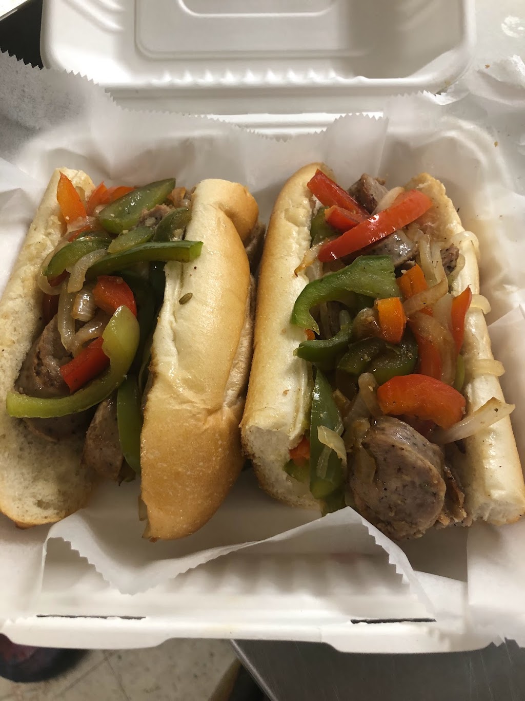 Fat Vinnys Cheesesteaks And Pizza | meal delivery | 38015 Fenwick Shoals Blvd, Selbyville, DE 19975, USA | 3024365550 OR +1 302-436-5550