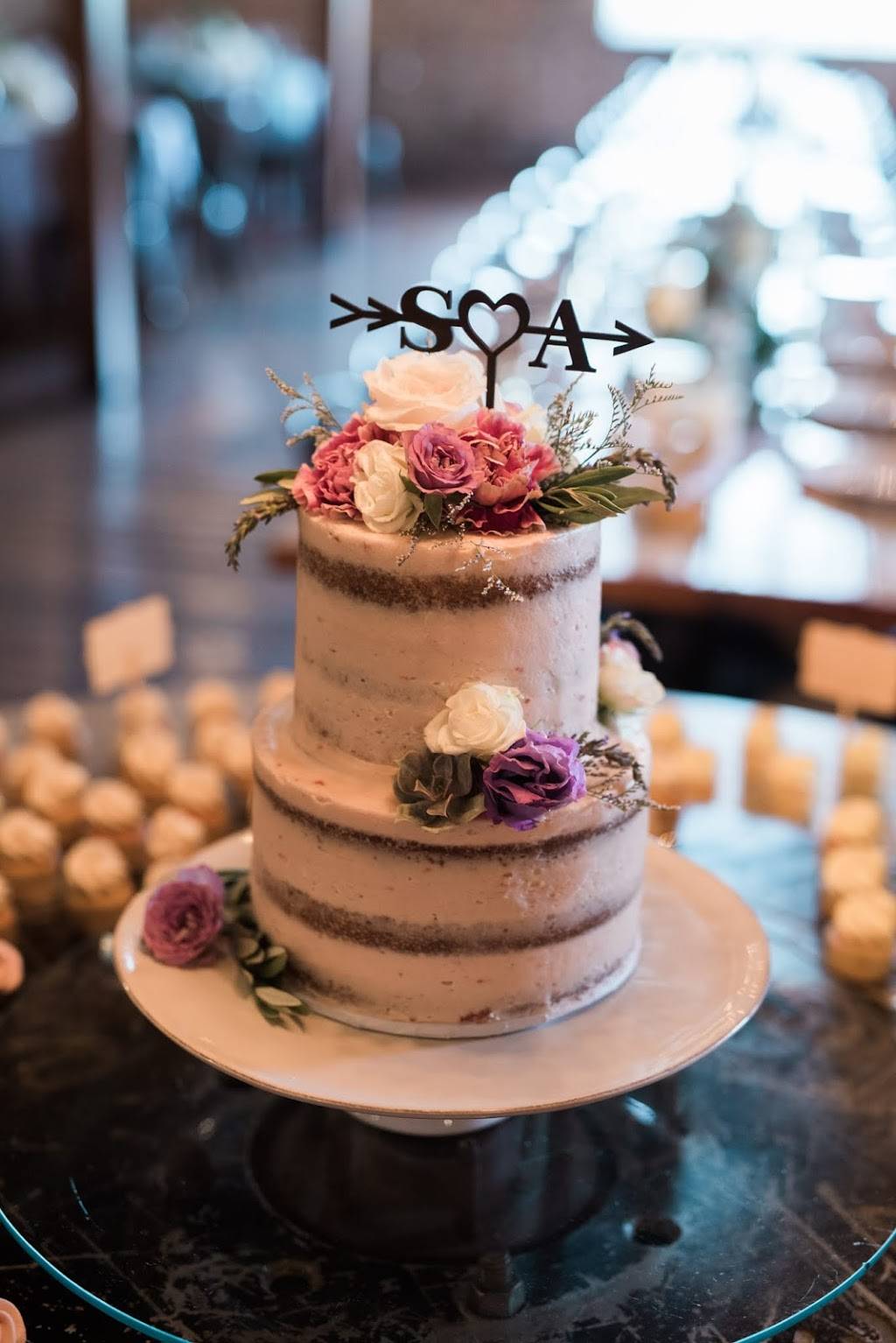 Two Wild Seeds Baking Company | bakery | 1814, 320 W Main St, St. Charles, IL 60174, USA | 6307975350 OR +1 630-797-5350