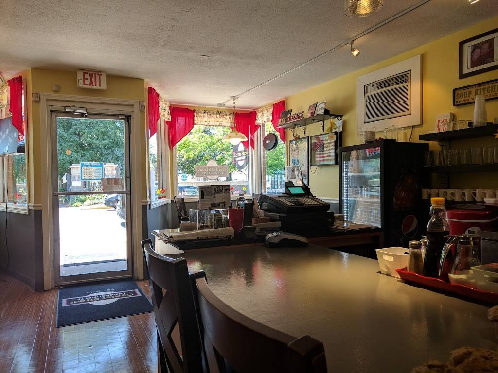 Wallingford Center Street Luncheonette | restaurant | 18 Center St, Wallingford, CT 06492, USA | 2032693447 OR +1 203-269-3447
