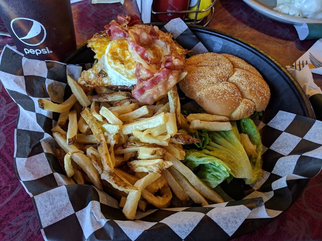 Bennys Grill | restaurant | 1770 E Pershing Rd, Decatur, IL 62526, USA | 2178757706 OR +1 217-875-7706