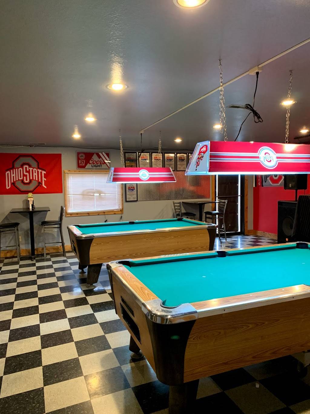 Tommy Doggs | restaurant | 631 Vienna Ave, Niles, OH 44446, USA | 3305059999 OR +1 330-505-9999