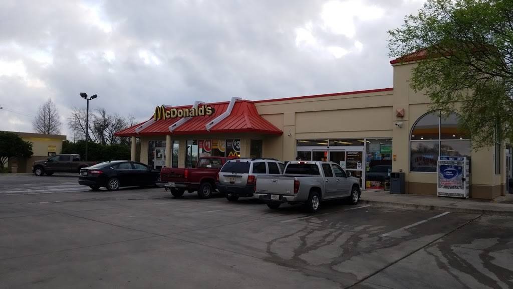 McDonalds | cafe | 2999 Grand Point Hwy, Henderson, LA 70517, USA | 3373320026 OR +1 337-332-0026