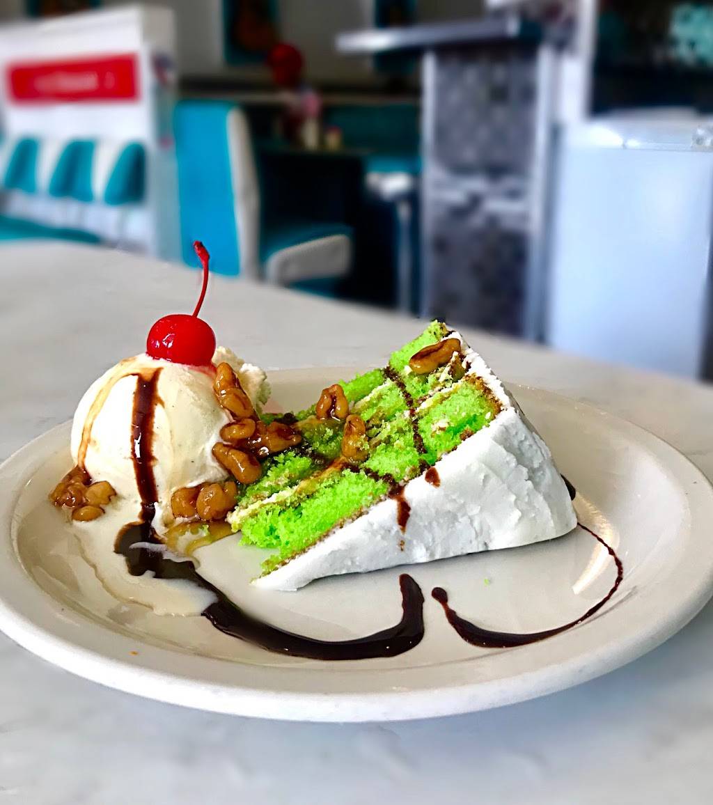 Oscars Restaurant | restaurant | 123 W 10th St, Roanoke Rapids, NC 27870, USA | 2525372048 OR +1 252-537-2048