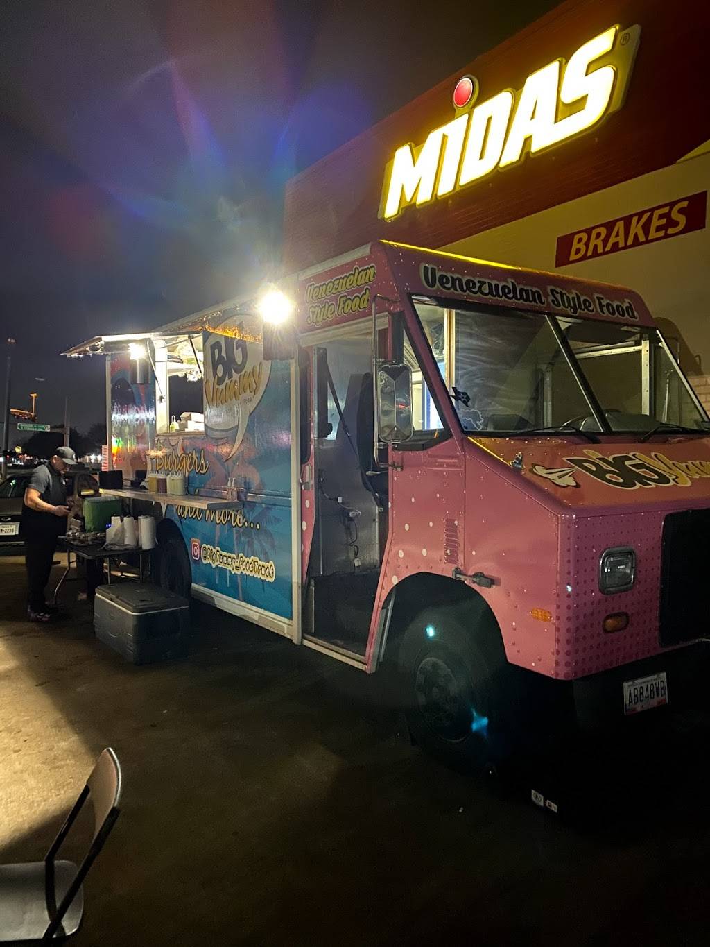 Big Yummy Food Truck | restaurant | 2621 Midway Rd, Carrollton, TX 75006, USA | 9726701800 OR +1 972-670-1800
