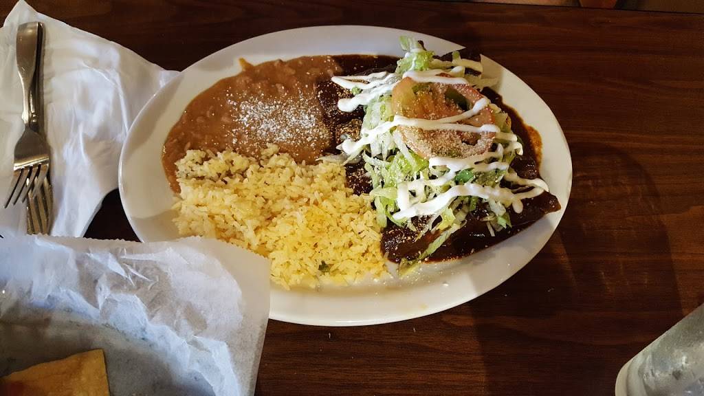 El Tarasco | restaurant | 2 Wallace Ave, Downingtown, PA 19335, USA | 6105183210 OR +1 610-518-3210