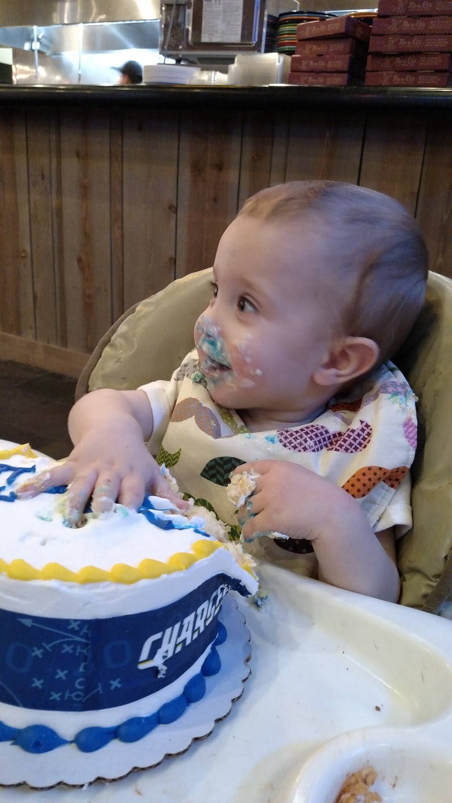 Me-n-Eds | restaurant | 410 Granite park building F, Fresno, CA 93726, USA | 5592249191 OR +1 559-224-9191