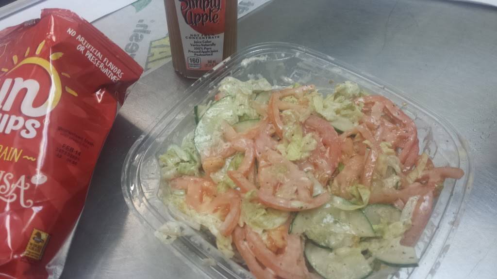 Subway Restaurants | restaurant | 3204 Pennsylvania Ave SE, Washington, DC 20020, USA | 2025753900 OR +1 202-575-3900