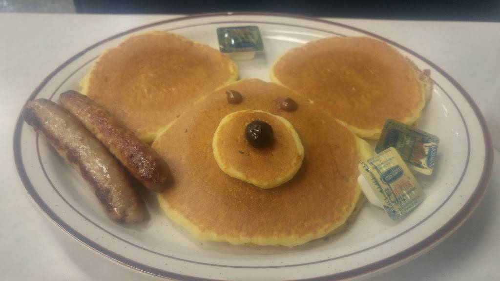 Front Street Diner | restaurant | 1400-1416 W Front St, Monroe, MI 48161, USA | 7343843034 OR +1 734-384-3034