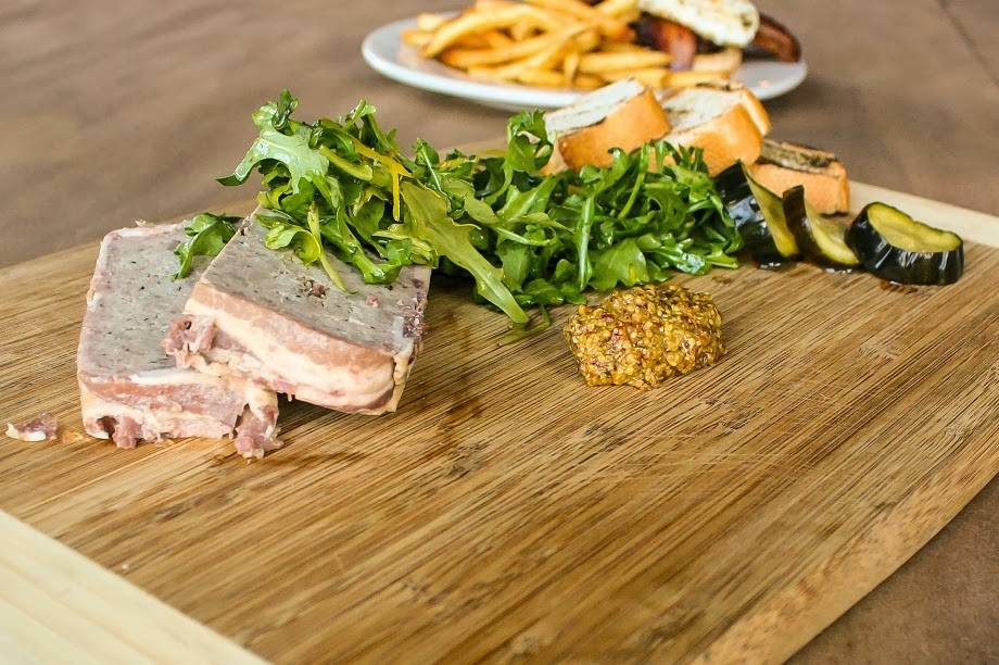 Local Eatery & Pub | restaurant | 14655 Gray Rd, Westfield, IN 46062, USA | 3172183786 OR +1 317-218-3786