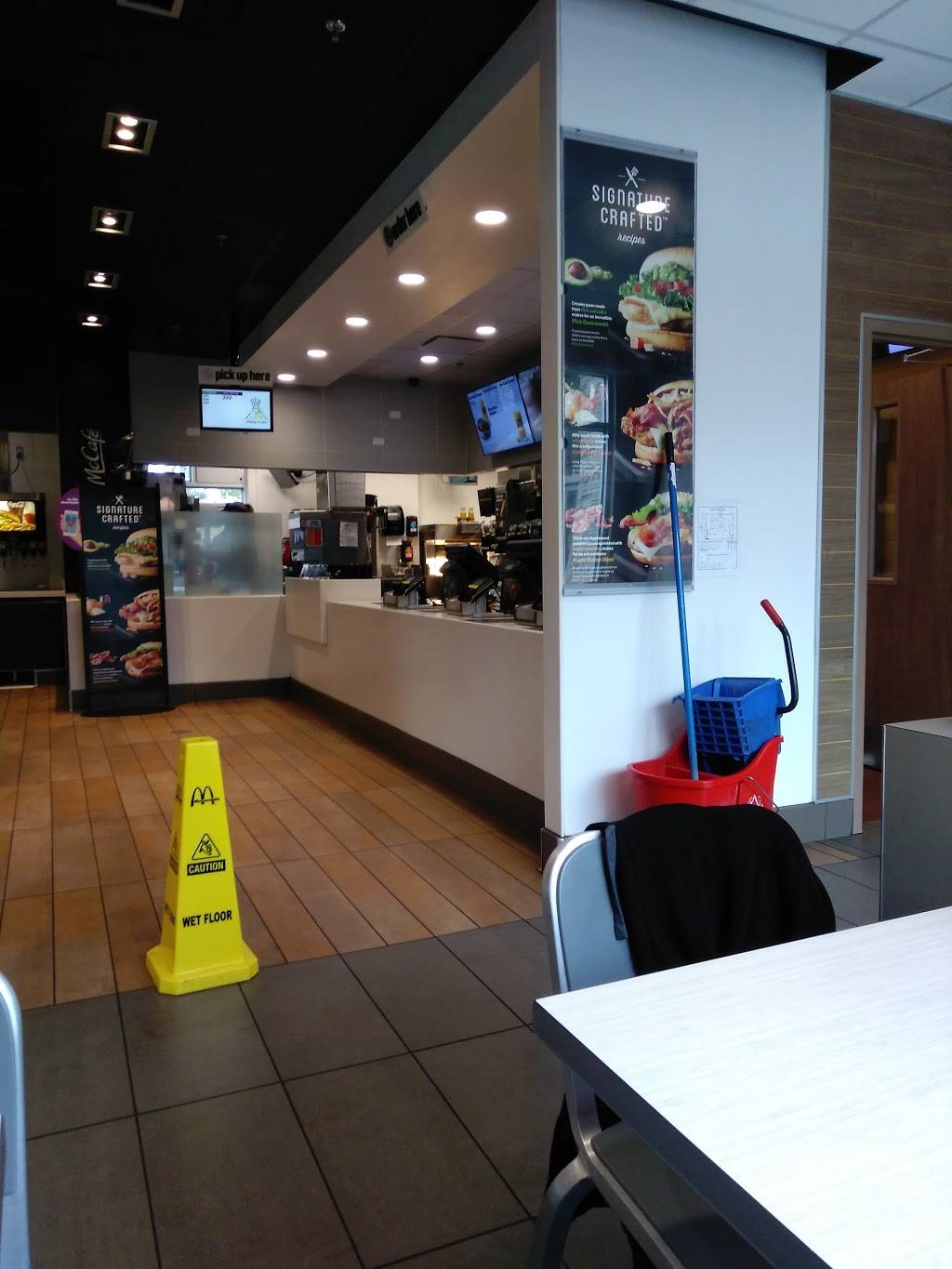 McDonalds | cafe | 1908 E Avenida De Los Arboles, Thousand Oaks, CA 91362, USA | 8054922555 OR +1 805-492-2555
