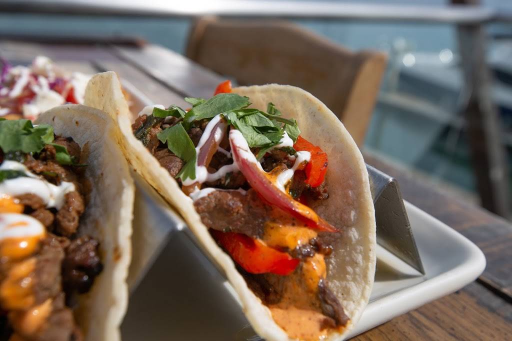 The Peninsula Kitchen & Bar | restaurant | 2406 Newport Blvd, Newport Beach, CA 92663, USA | 9496754444 OR +1 949-675-4444