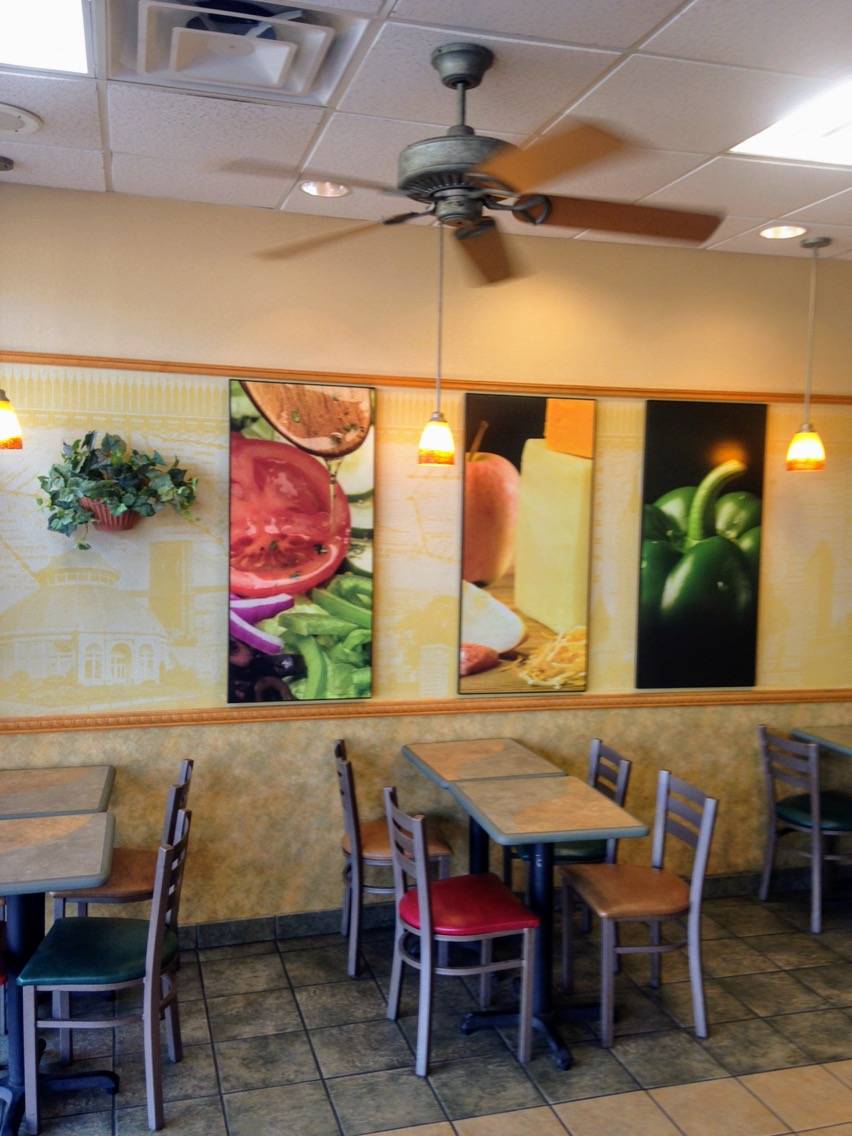 Subway | restaurant | 37175 US-231, Ashville, AL 35953, USA | 2055943339 OR +1 205-594-3339
