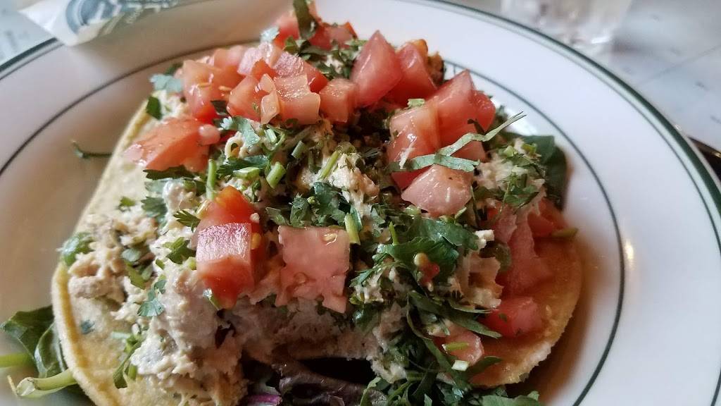 Corbett Fish House | restaurant | 5901 SW Corbett Ave, Portland, OR 97239, USA | 5032464434 OR +1 503-246-4434