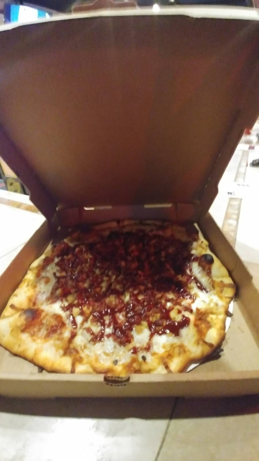 Legends Sports Cafe | restaurant | 3235 W Thompson Rd, Fenton, MI 48430, USA | 8107149100 OR +1 810-714-9100