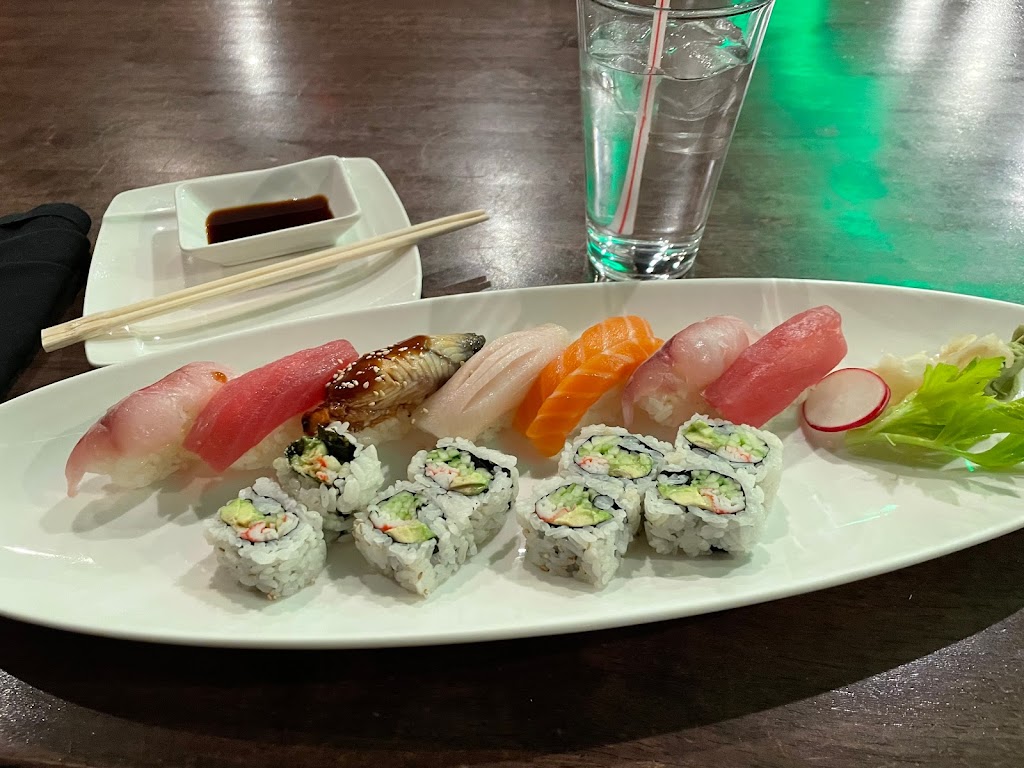 Hutong Sushi Grill | restaurant | 7202 Giles Rd STE 1, La Vista, NE 68128, USA | 4025755646 OR +1 402-575-5646