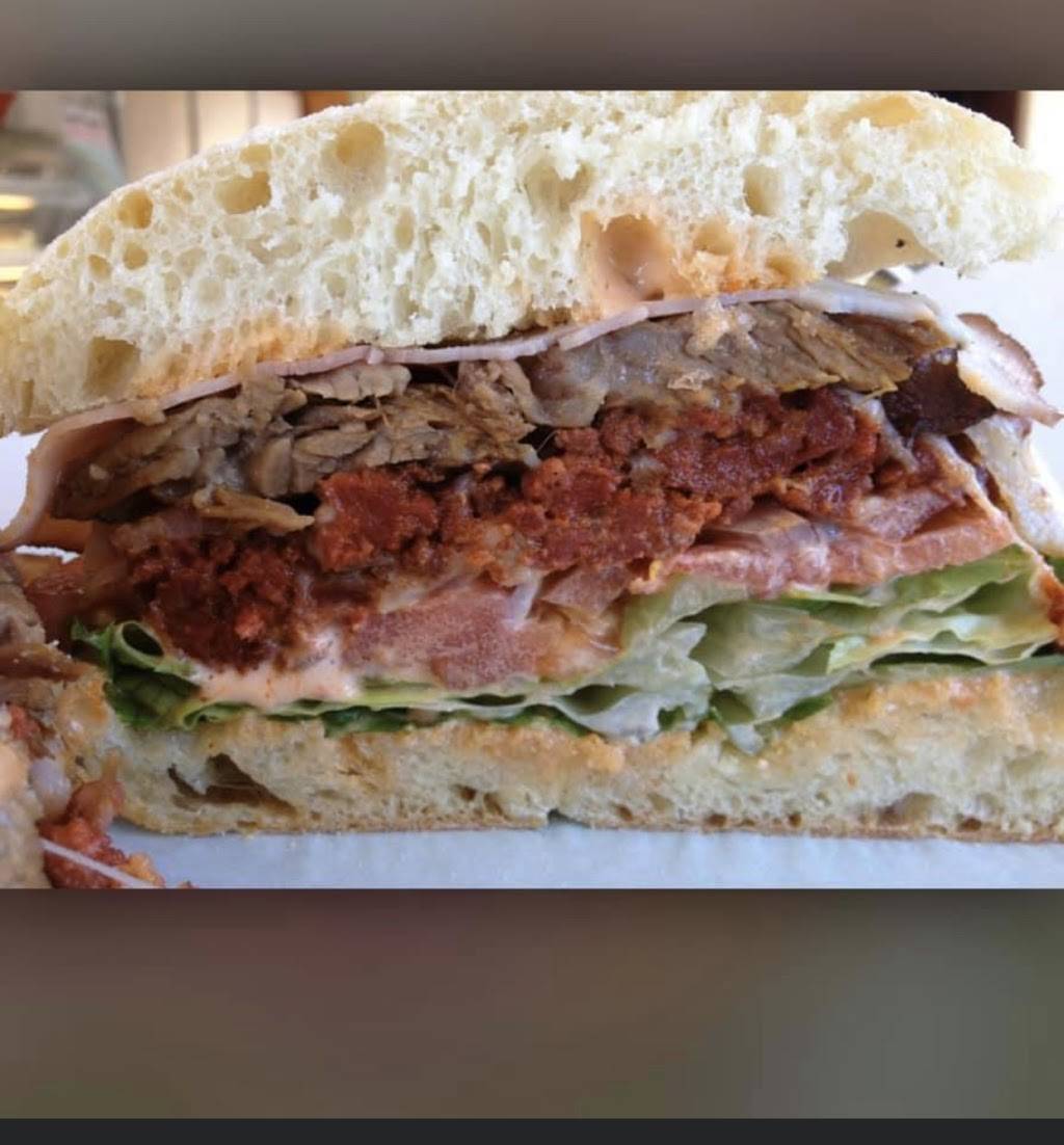 3 Mundos Sandwich Shop | restaurant | 2233 N Fremont St, Monterey, CA 93940, USA | 8313240369 OR +1 831-324-0369