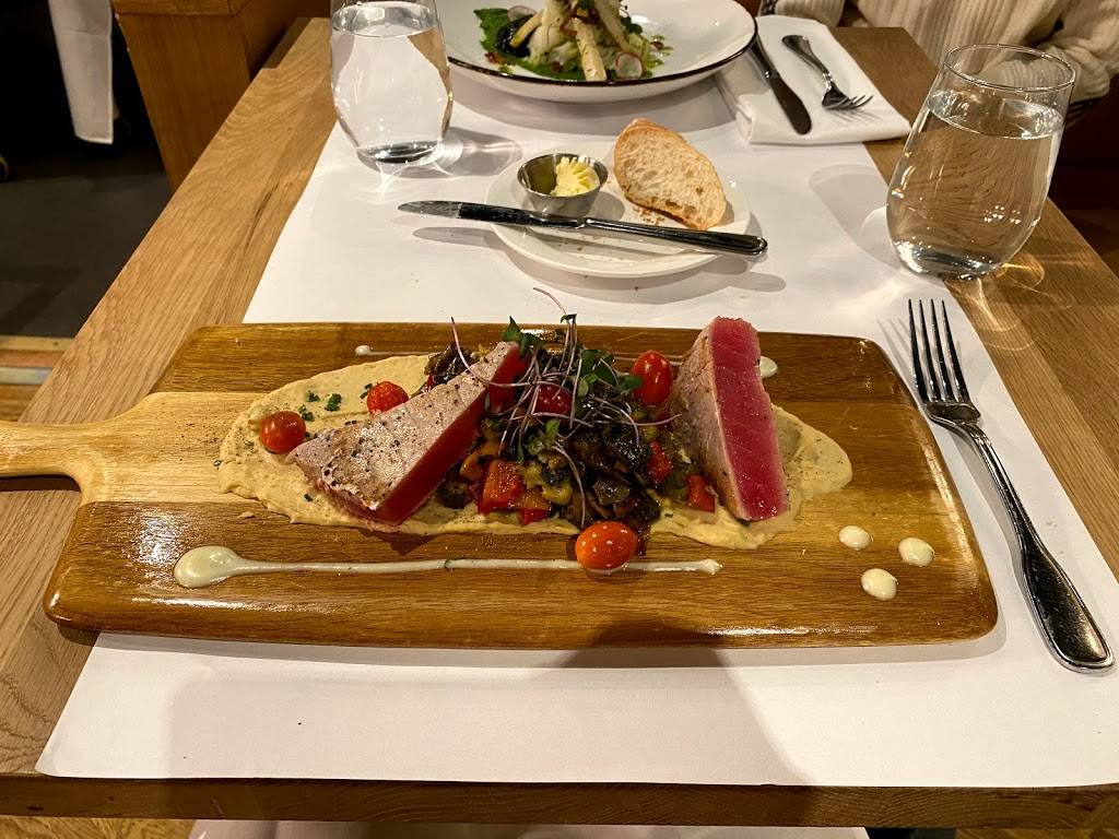 Gustave | restaurant | 980 Boulevard de Maisonneuve O, Montréal, QC H3A 1M5, Canada | 5148479005 OR +1 514-847-9005