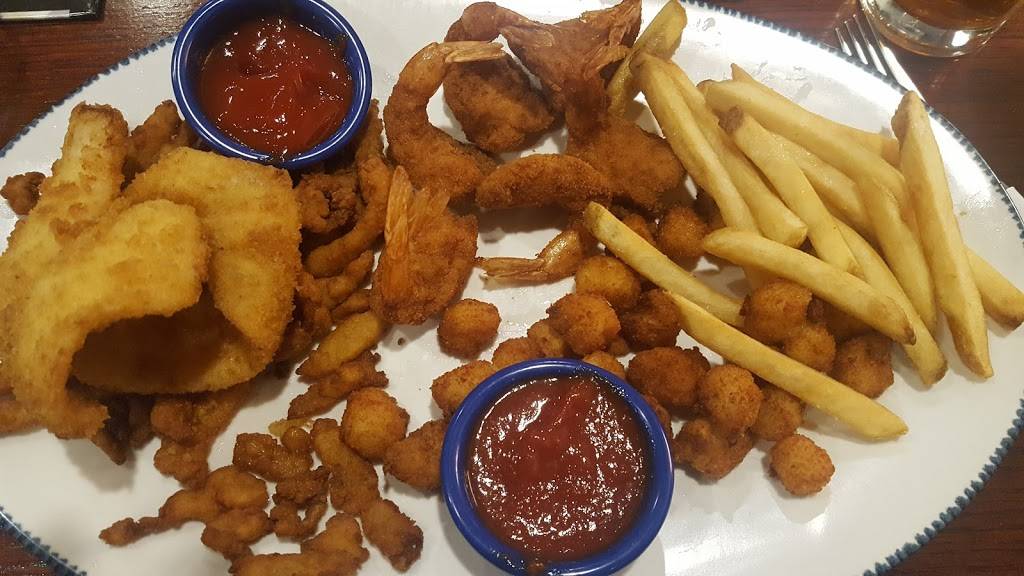 Red Lobster | restaurant | 895 E Barnes Crossing Rd, Tupelo, MS 38804, USA | 6628445422 OR +1 662-844-5422