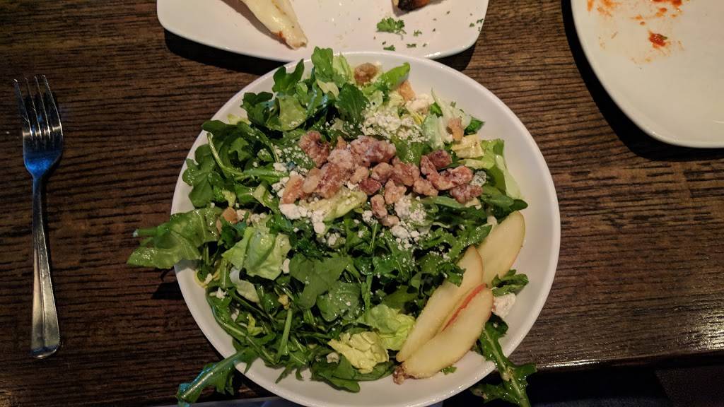 Oak & Pie | restaurant | 2244 N Greenwich Rd #900, Wichita, KS 67226, USA | 3167686900 OR +1 316-768-6900