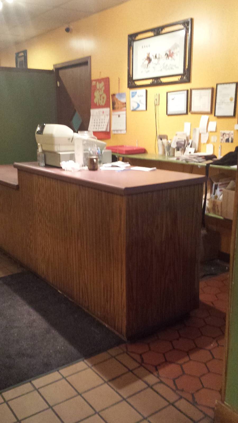 Szechuan Inn | restaurant | 114 2nd St NE, Orange City, IA 51041, USA | 7127378887 OR +1 712-737-8887