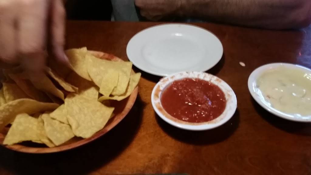 Riveras Mexican Cafe | restaurant | 594 Benfield Rd, Severna Park, MD 21146, USA | 4105444102 OR +1 410-544-4102