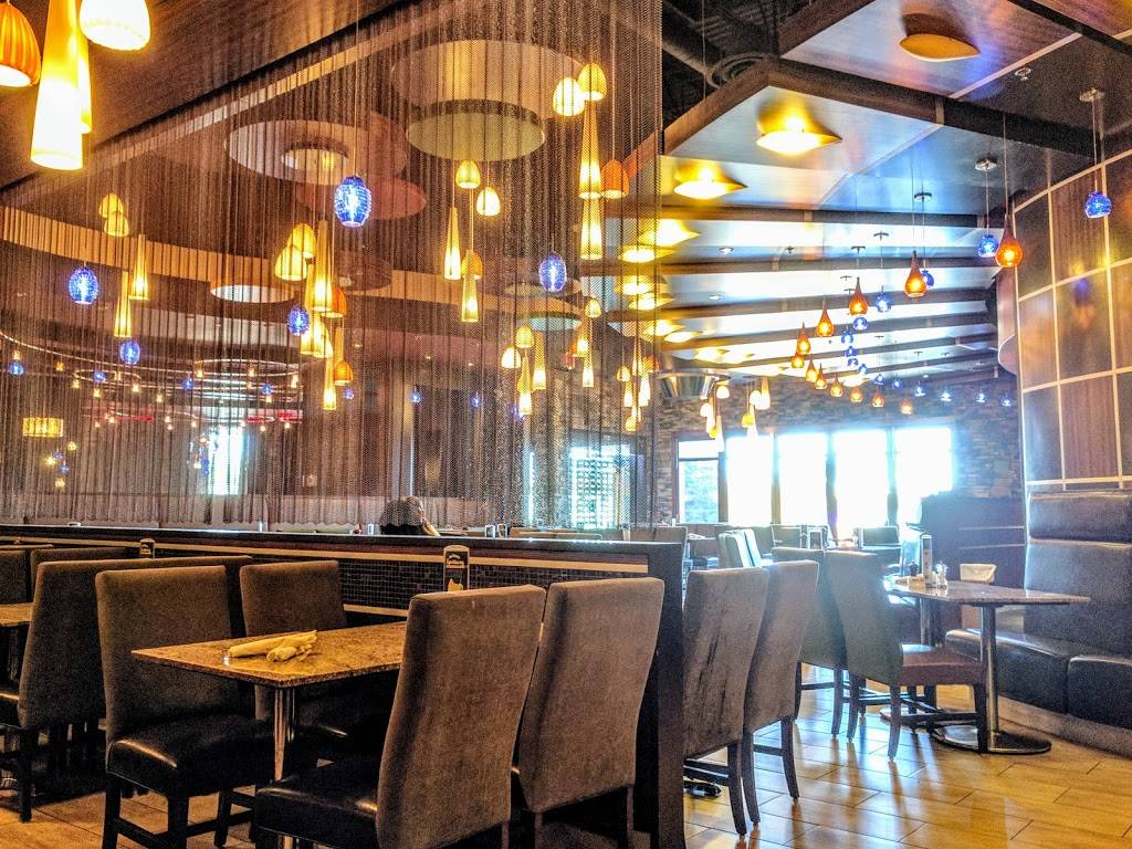 The Pickle Barrel | restaurant | 1 Bass Pro Mills Dr, Concord, ON L4K 5W4, Canada | 9056692524 OR +1 905-669-2524