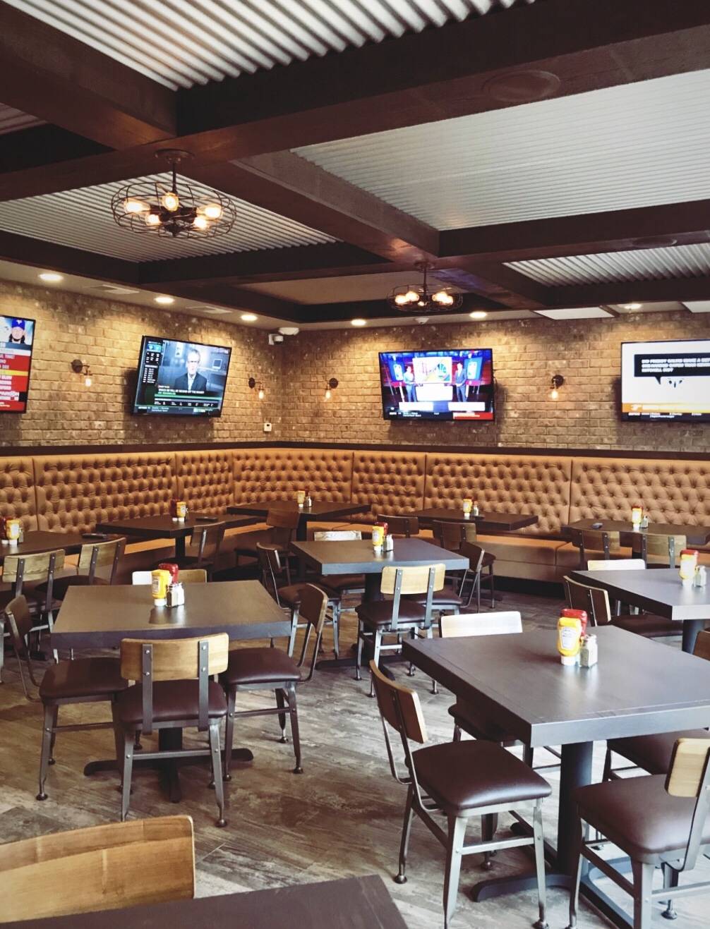 15th Street Tavern | restaurant | 10081 S Ortonville Rd, Village of Clarkston, MI 48348, USA | 2489651515 OR +1 248-965-1515