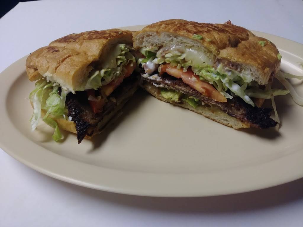 Paulinas | restaurant | 816 Belvidere St, Waukegan, IL 60085, USA | 8472634899 OR +1 847-263-4899