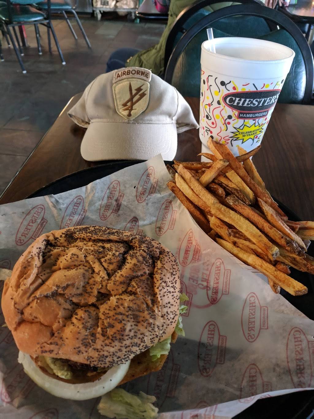 Chesters Hamburgers | restaurant | 16609 San Pedro Ave, San Antonio, TX 78232, USA | 2104943333 OR +1 210-494-3333