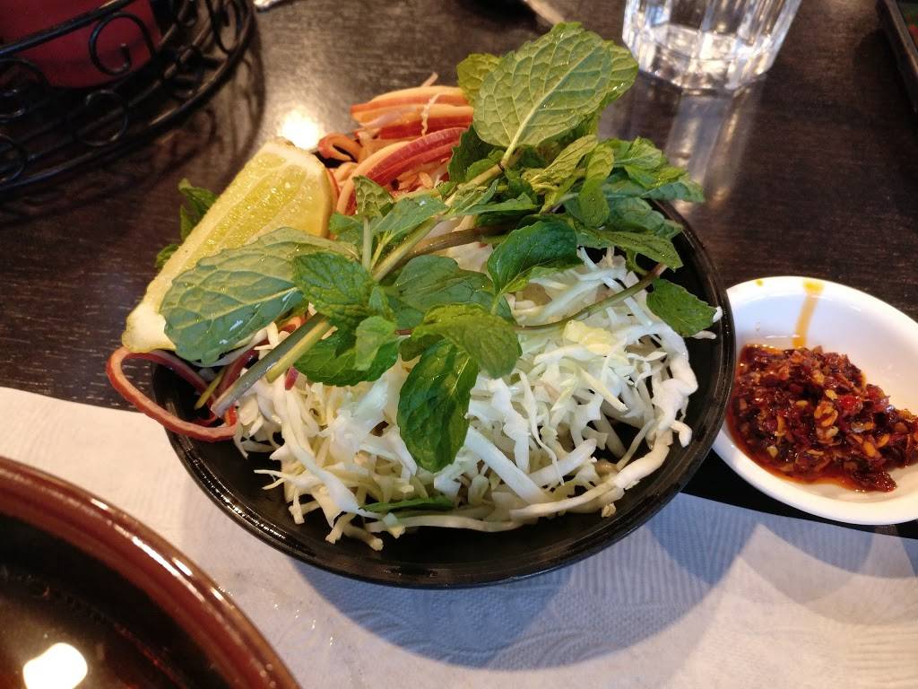 BBH Noodle | restaurant | 1203 E Calaveras Blvd, Milpitas, CA 95035, USA | 4082638985 OR +1 408-263-8985