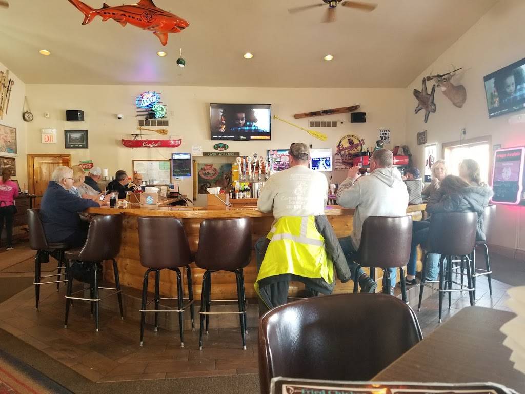 Cabin Fever Bar & Grill | restaurant | 5220 Trompeter Rd, Peru, IL 61354, USA | 8152241099 OR +1 815-224-1099