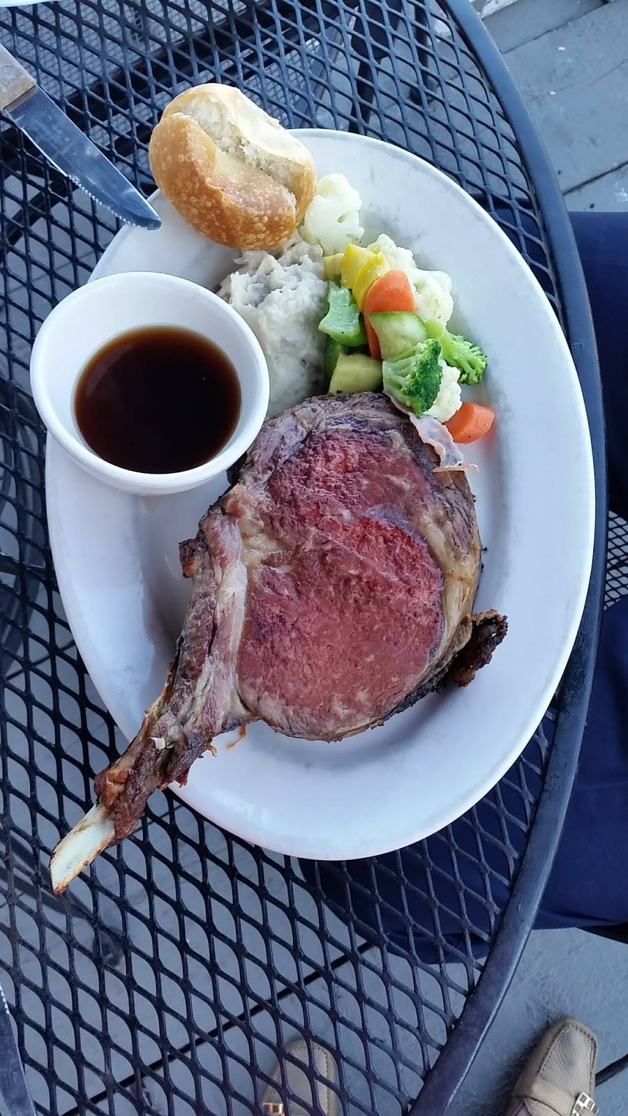 Lobstermans Wharf | restaurant | 224 Ocean Point Rd, East Boothbay, ME 04544, USA | 2076333443 OR +1 207-633-3443